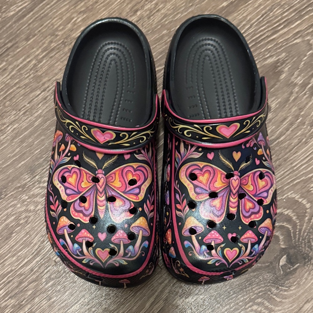 Colorful Butterfly Garden Clog - Black with Pink & Purple Accents